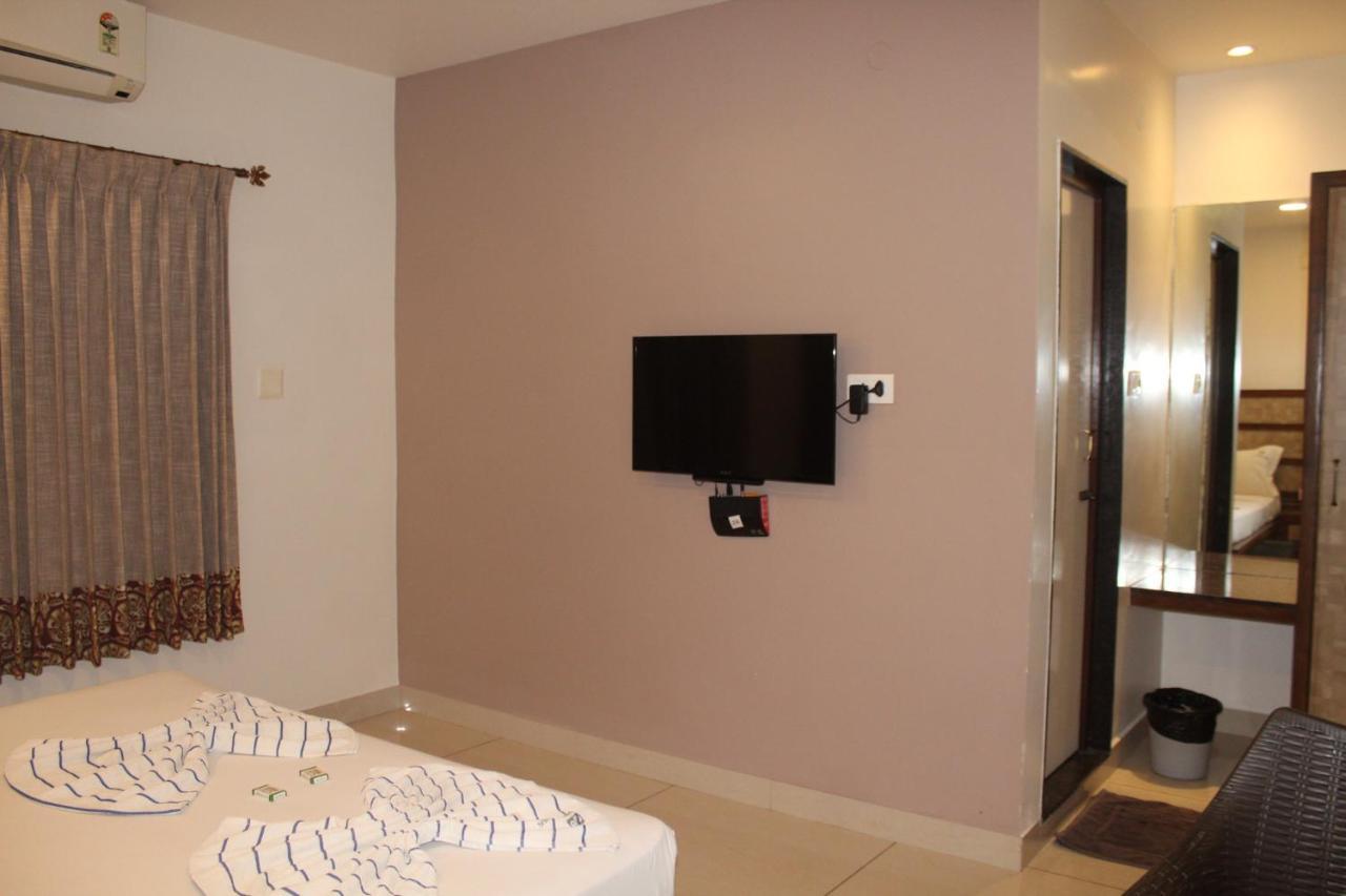 Annai In Saravana Bhavan Fine Stay And Restaurant Velankanni Dış mekan fotoğraf