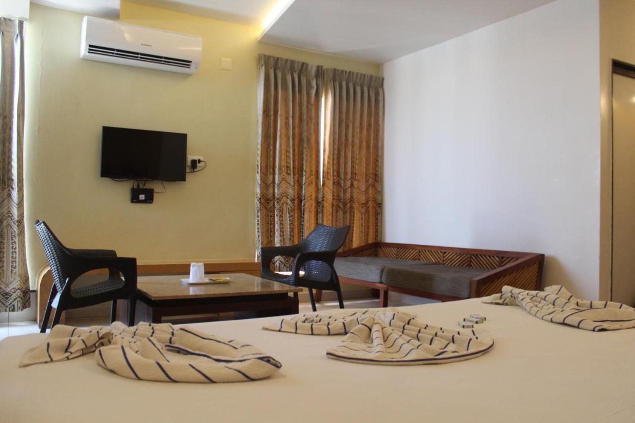 Annai In Saravana Bhavan Fine Stay And Restaurant Velankanni Dış mekan fotoğraf