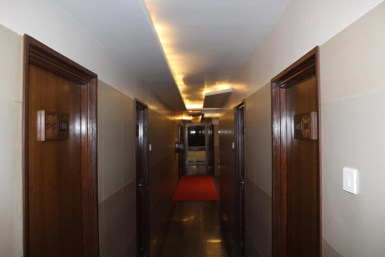 Annai In Saravana Bhavan Fine Stay And Restaurant Velankanni Dış mekan fotoğraf