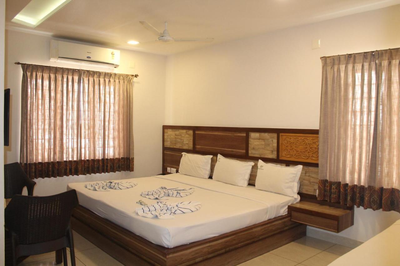 Annai In Saravana Bhavan Fine Stay And Restaurant Velankanni Dış mekan fotoğraf